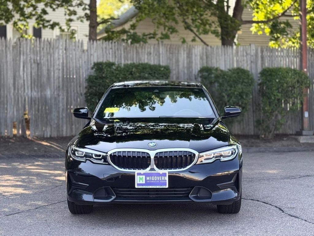 Used 2020 BMW 330i xDrive Sedan w/ Premium Package AWD/4WD image 9