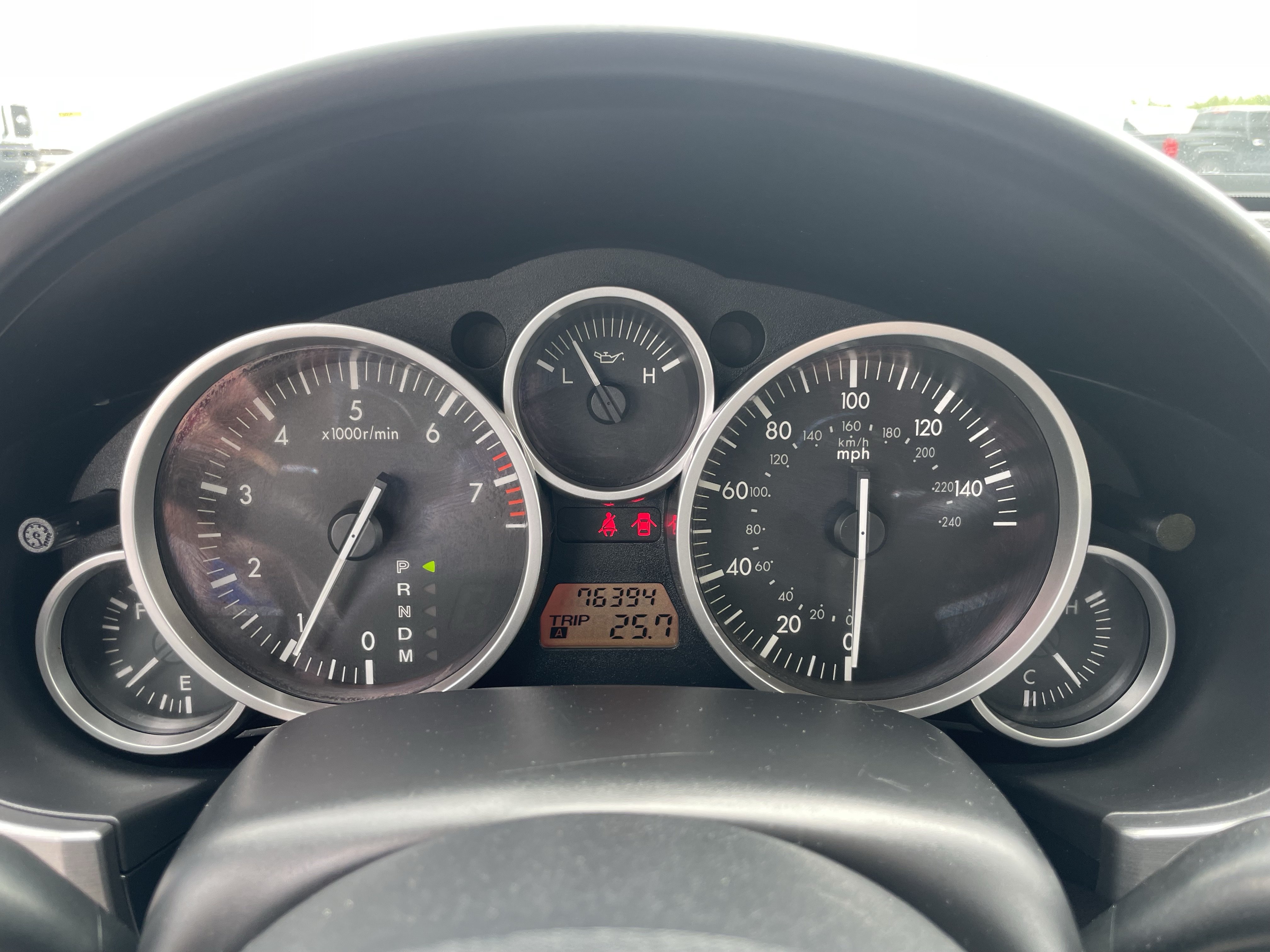 Used 2006 MAZDA MX-5 Miata Sport w/ Appearance Pkg RWD image 18