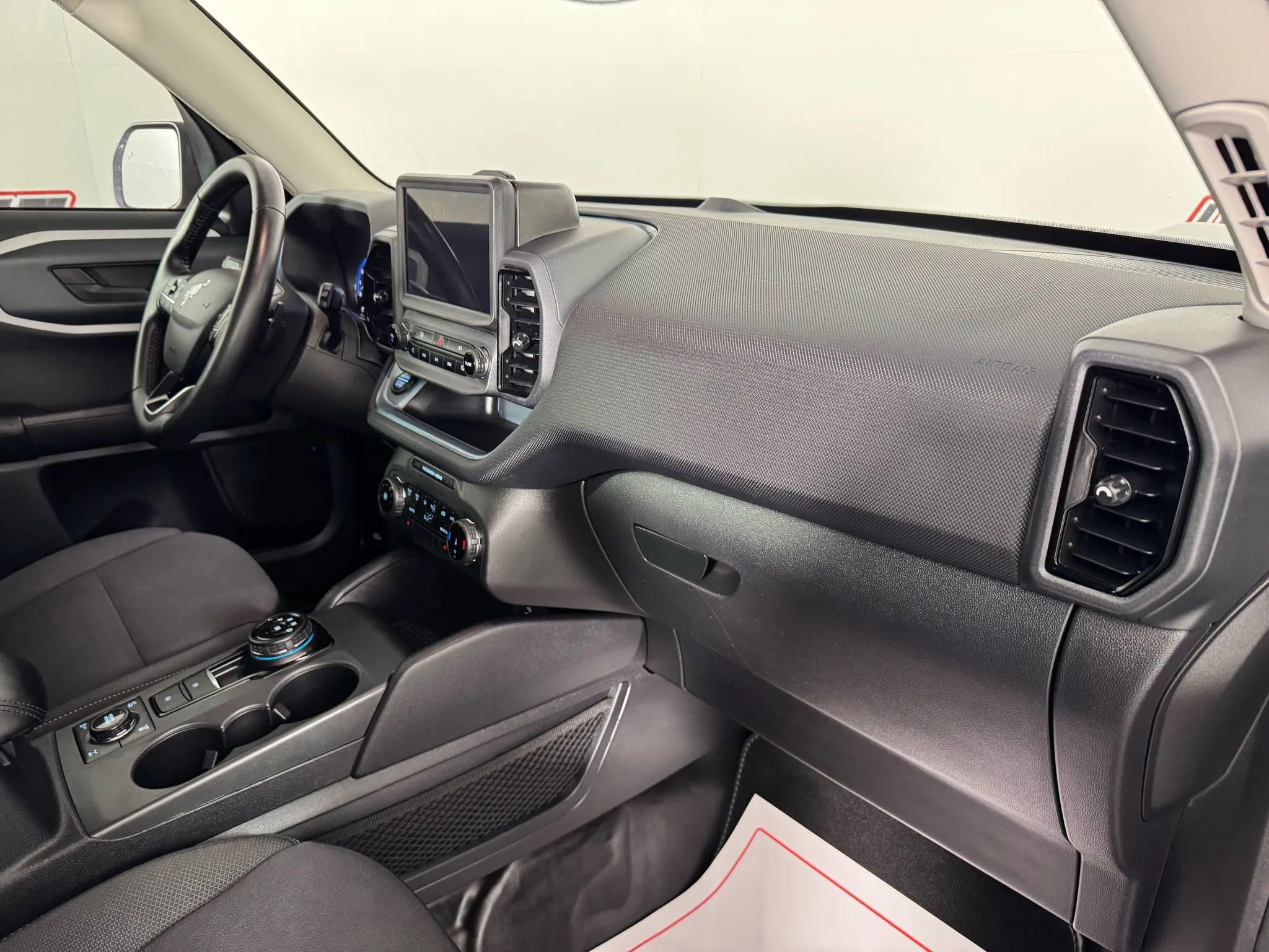 Used 2023 Ford Bronco Sport Badlands image 12