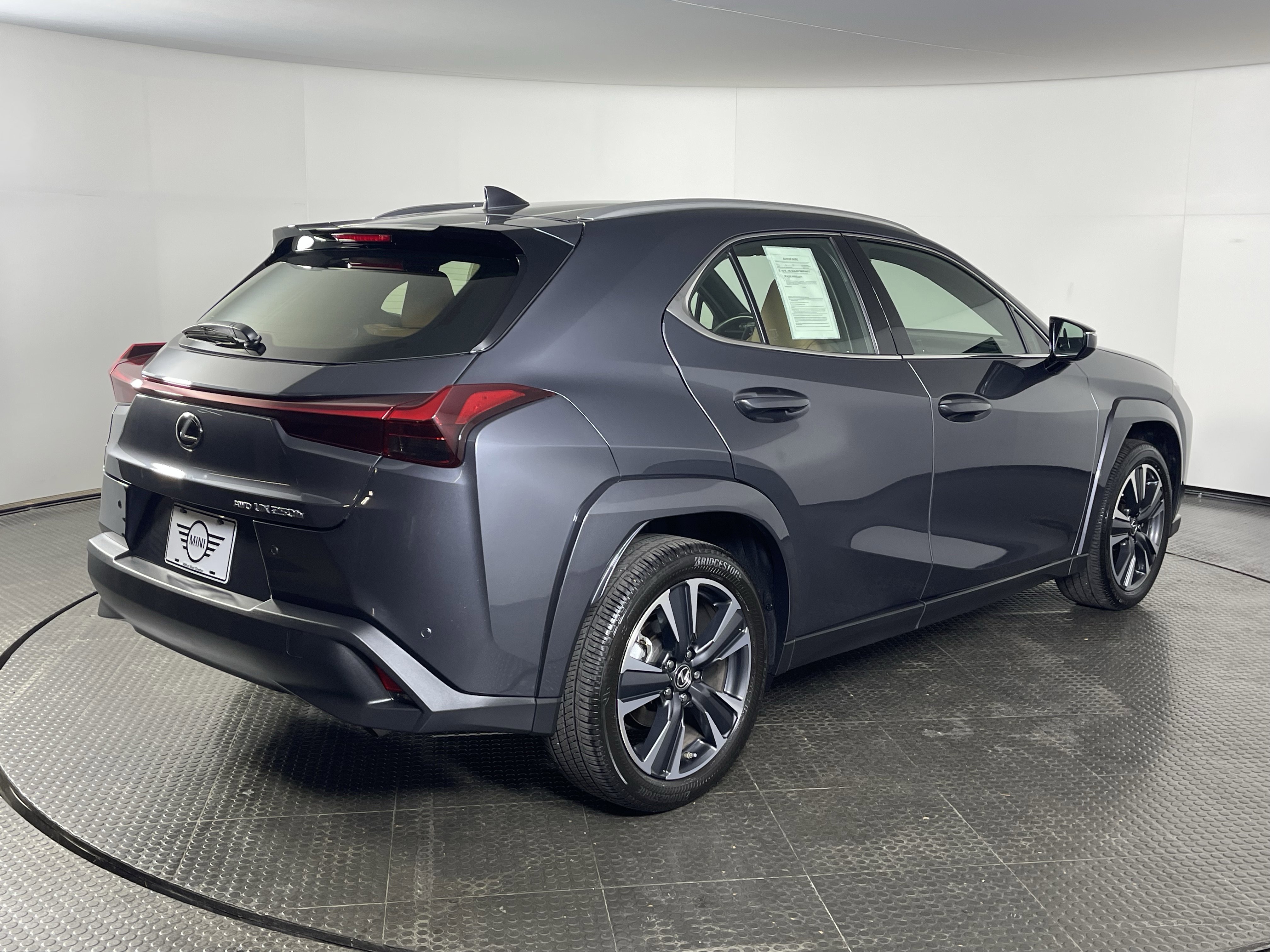 Used 2024 Lexus UX 250h AWD w/ Premium Package image 6