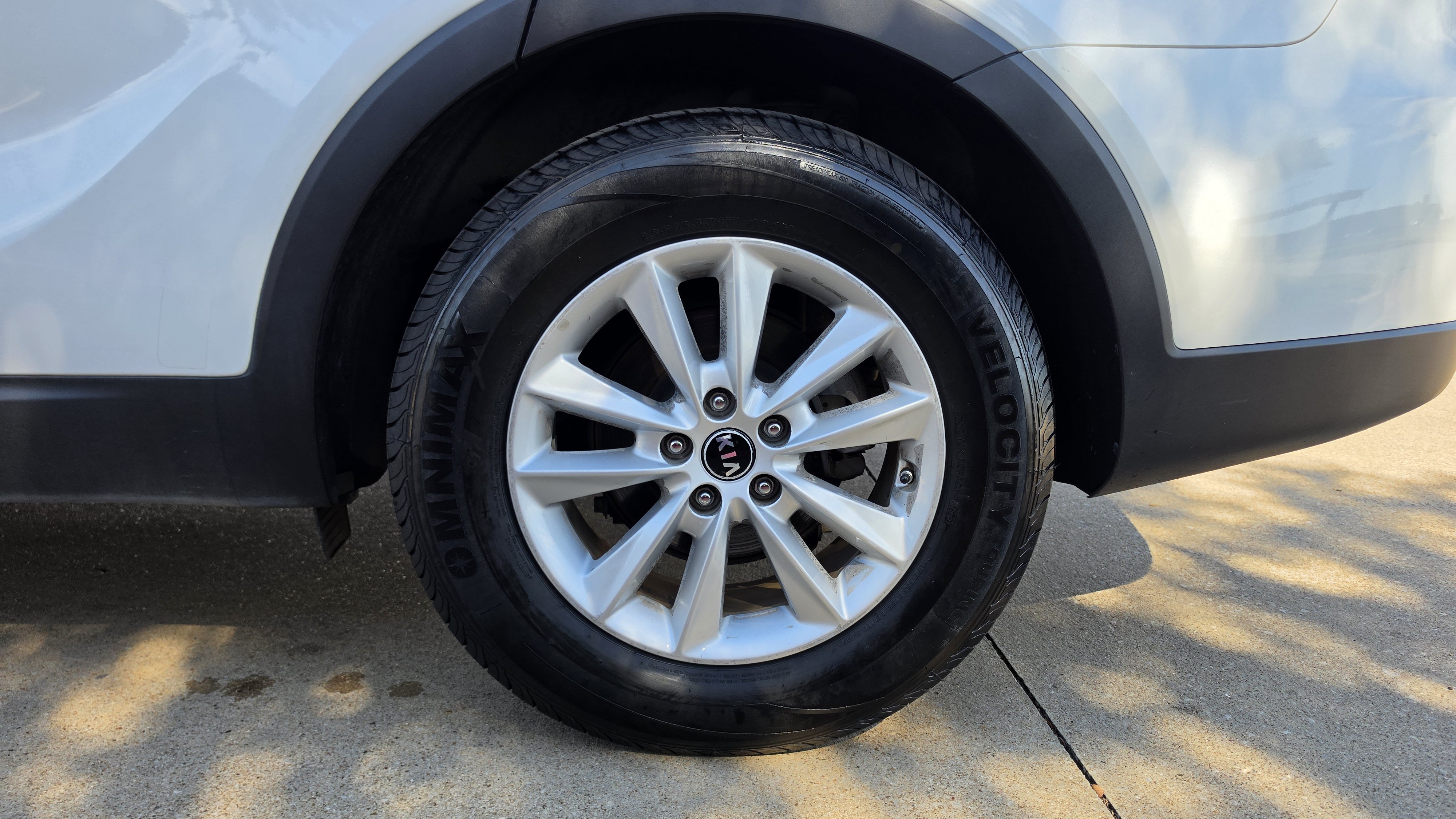 Used 2020 Kia Sorento L FWD image 15