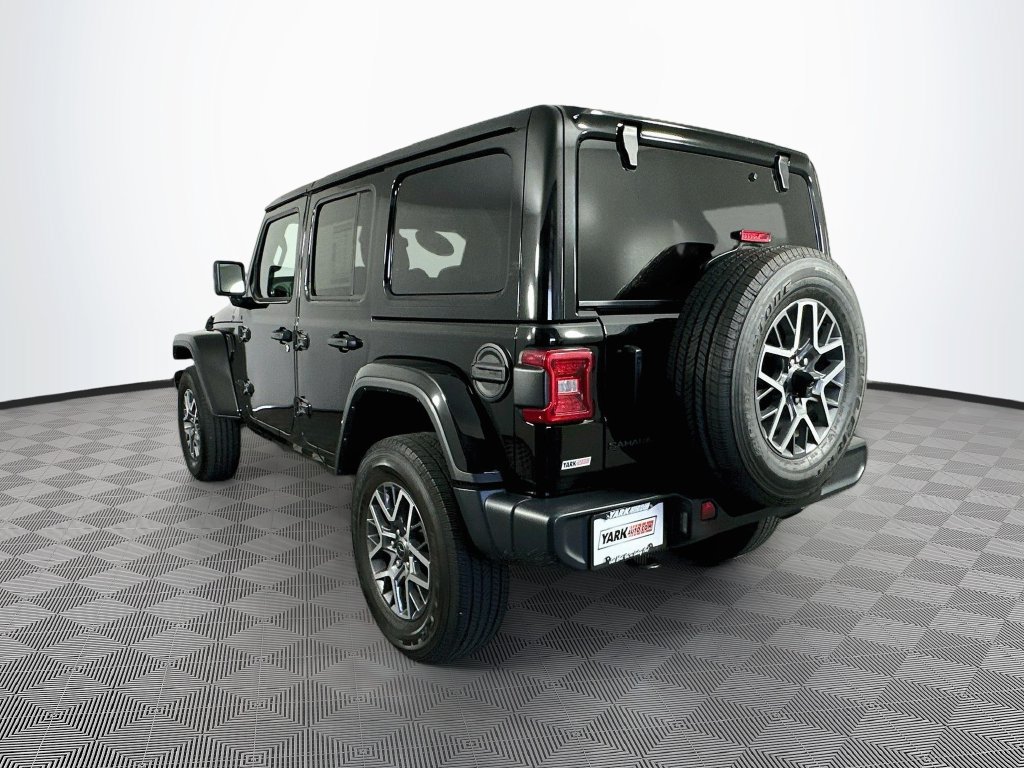 Certified 2025 Jeep Wrangler Unlimited Sahara AWD/4WD image 8