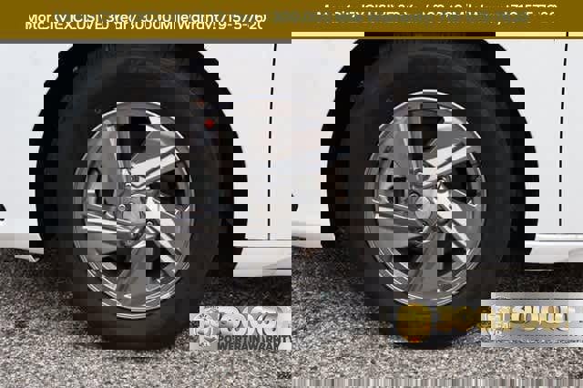 New 2025 Hyundai Elantra SE image 7