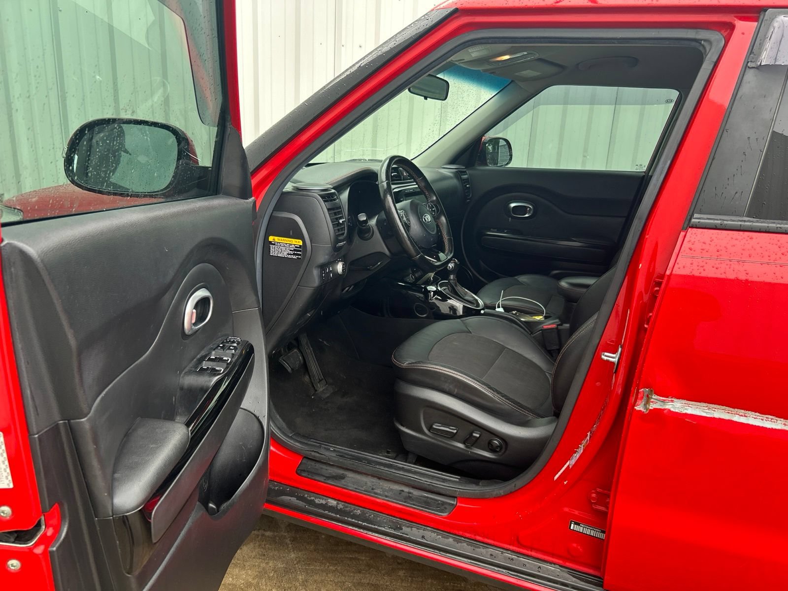 Used 2017 Kia Soul ! w/ Tech Package FWD image 10