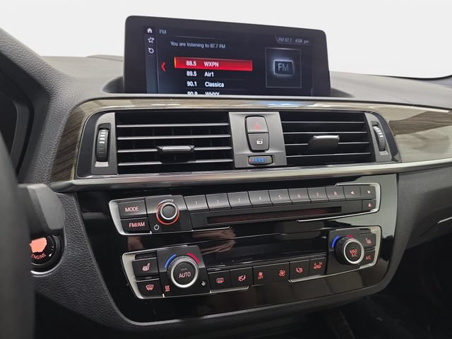 Used 2020 BMW 230i xDrive Coupe w/ Premium Package AWD/4WD image 18