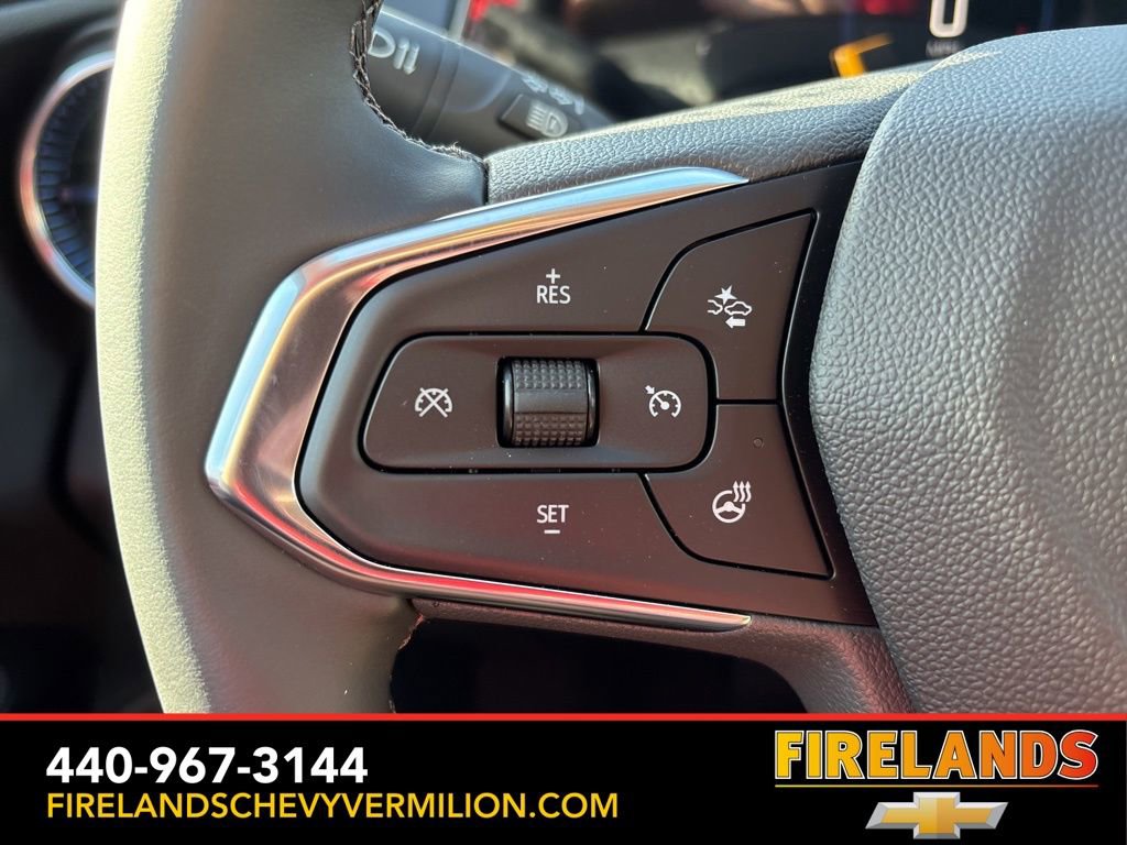 New 2026 Chevrolet Trax LT w/ Midnight Edition video 2