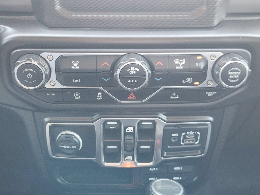 Used 2022 Jeep Gladiator Sport AWD/4WD image 19