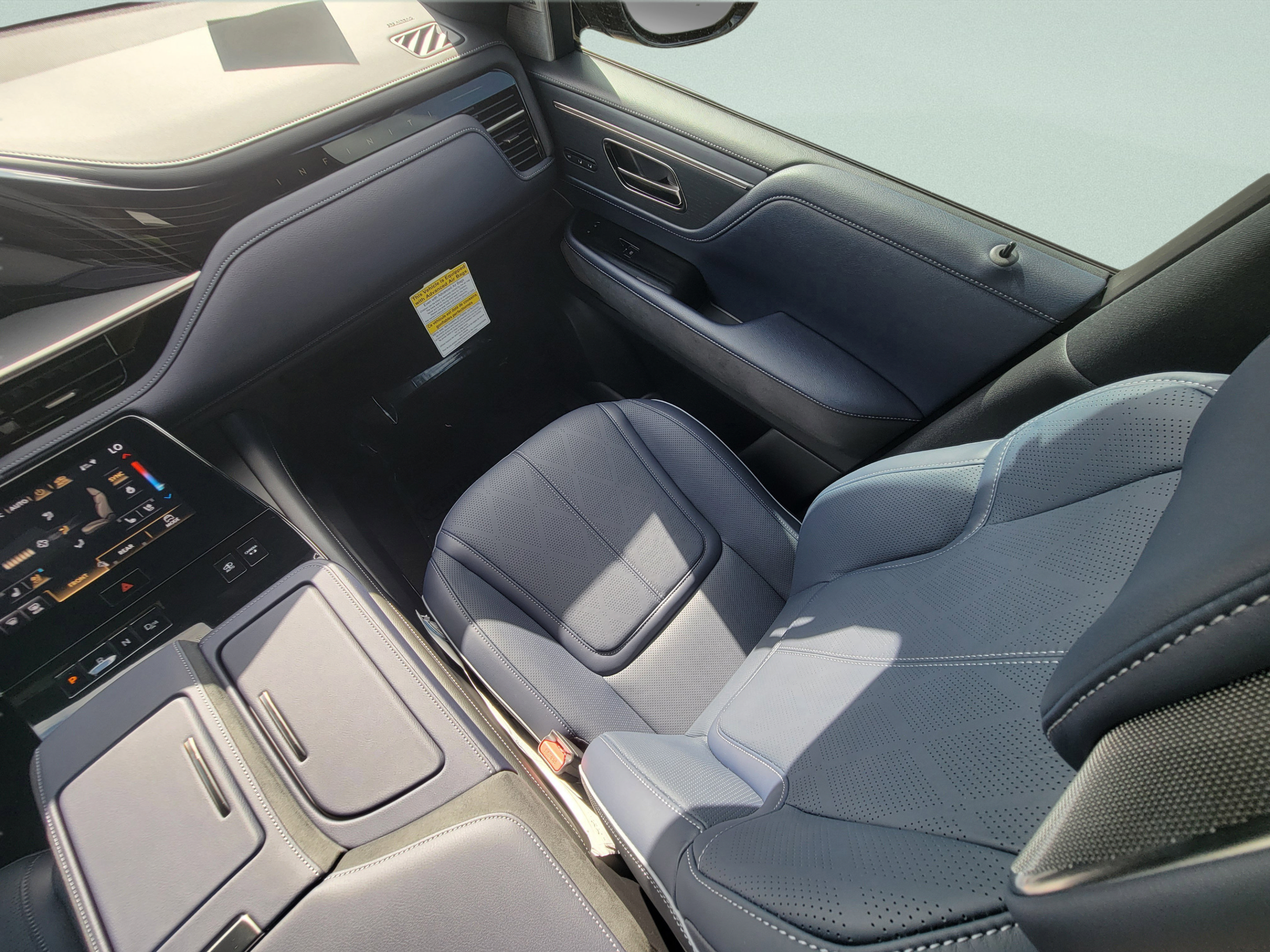 Used 2026 INFINITI QX80 4WD w/ Sport Exterior Package image 19