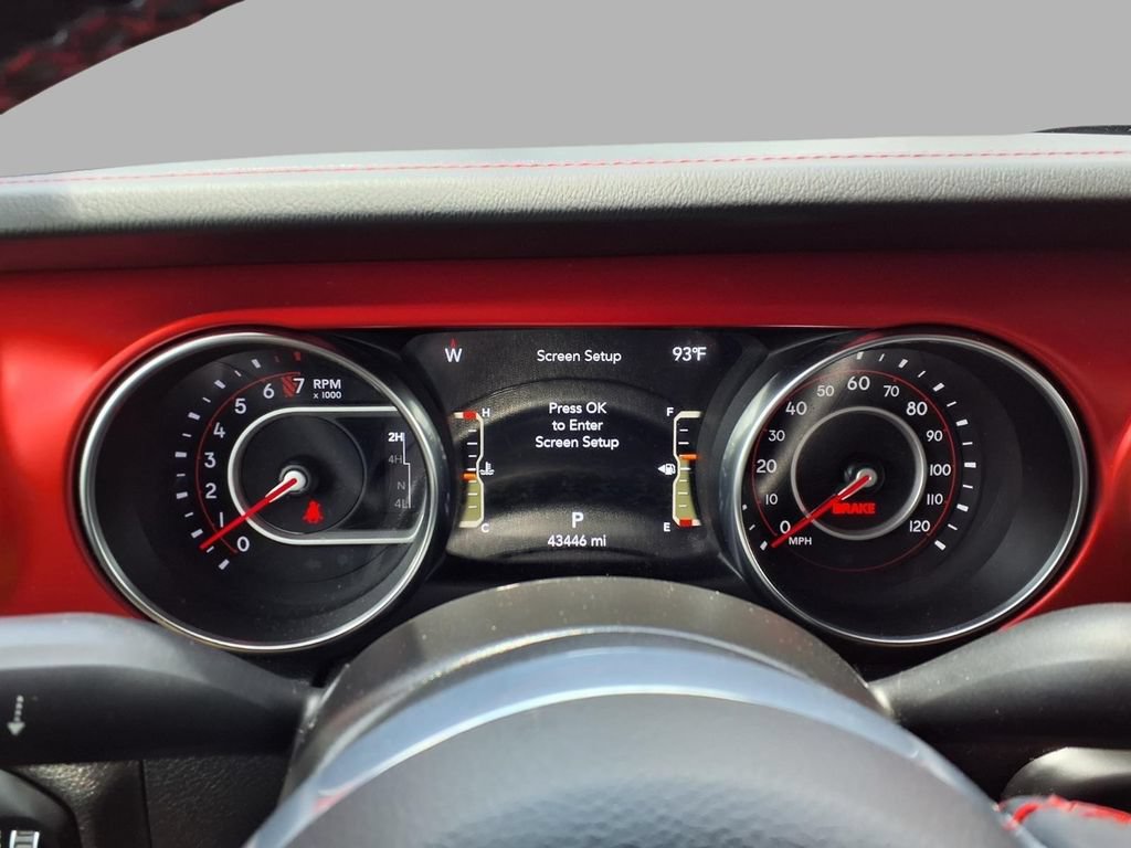Used 2021 Jeep Gladiator Rubicon w/ Cold Weather Group AWD/4WD image 16