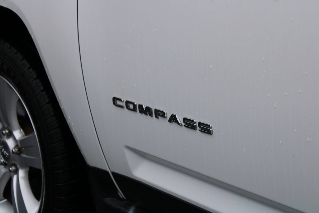 Used 2014 Jeep Compass Sport AWD/4WD image 28