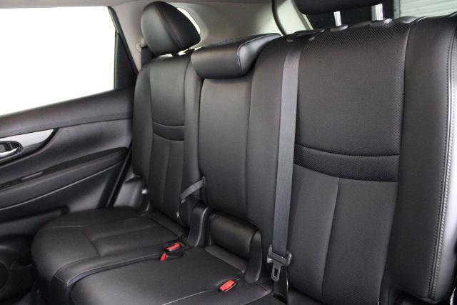Certified 2020 Nissan Rogue SL w/ Premium Package FWD image 21