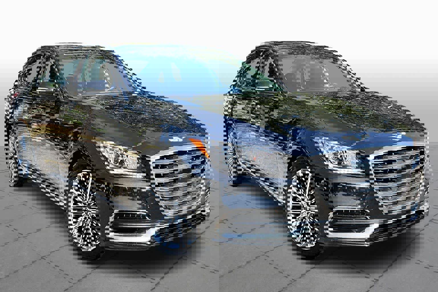 Used 2019 Genesis G80 3.8 image 2