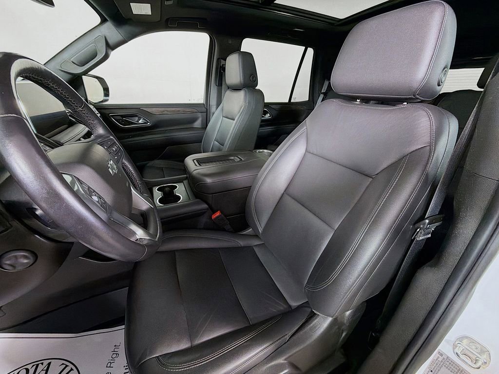 Used 2021 Chevrolet Tahoe Z71 w/ Luxury Package AWD/4WD image 12