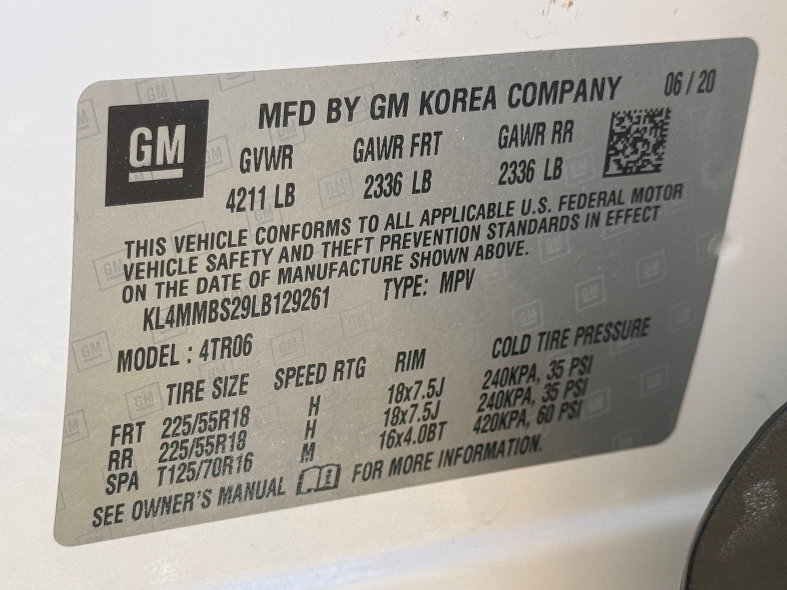 Used 2020 Buick Encore GX Preferred w/ Cold Weather Comfort Package image 35