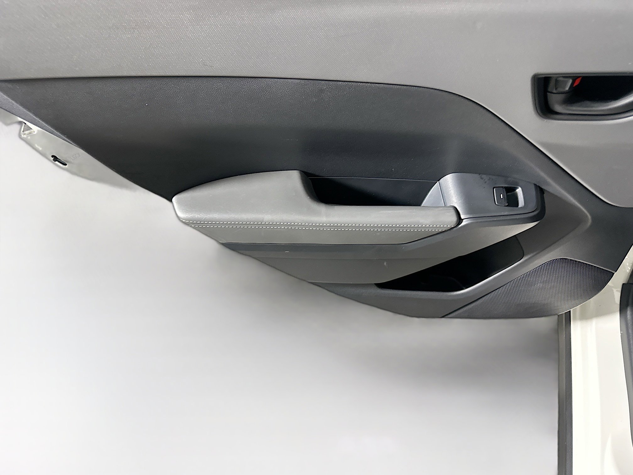 Used 2024 Subaru Crosstrek 2.0i Premium image 25