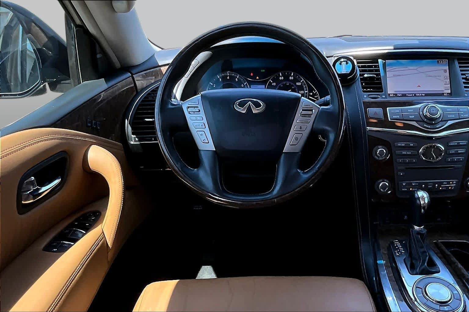 Used 2017 INFINITI QX80 Signature Edition RWD image 9