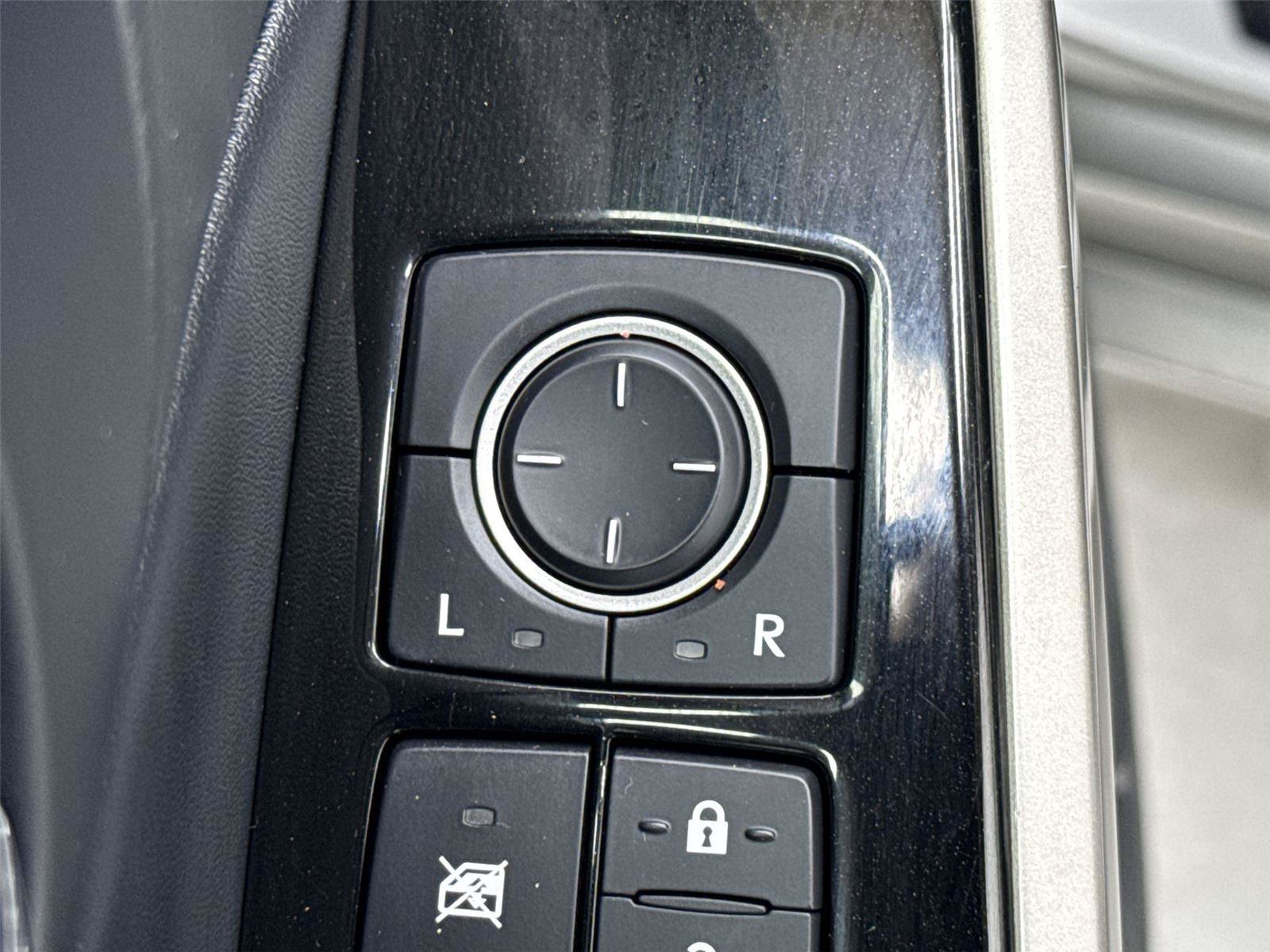 Used 2015 Lexus IS 250 AWD w/ Premium Package image 15
