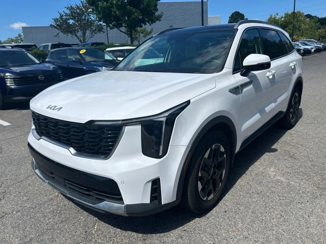 Certified 2026 Kia Sorento S w/ S Panoramic Sunroof Package FWD image 6