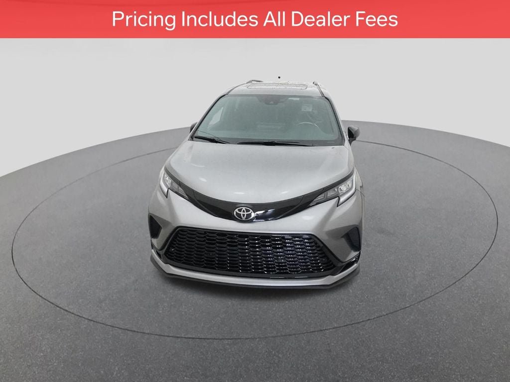 New 2026 Toyota Sienna XSE FWD image 16
