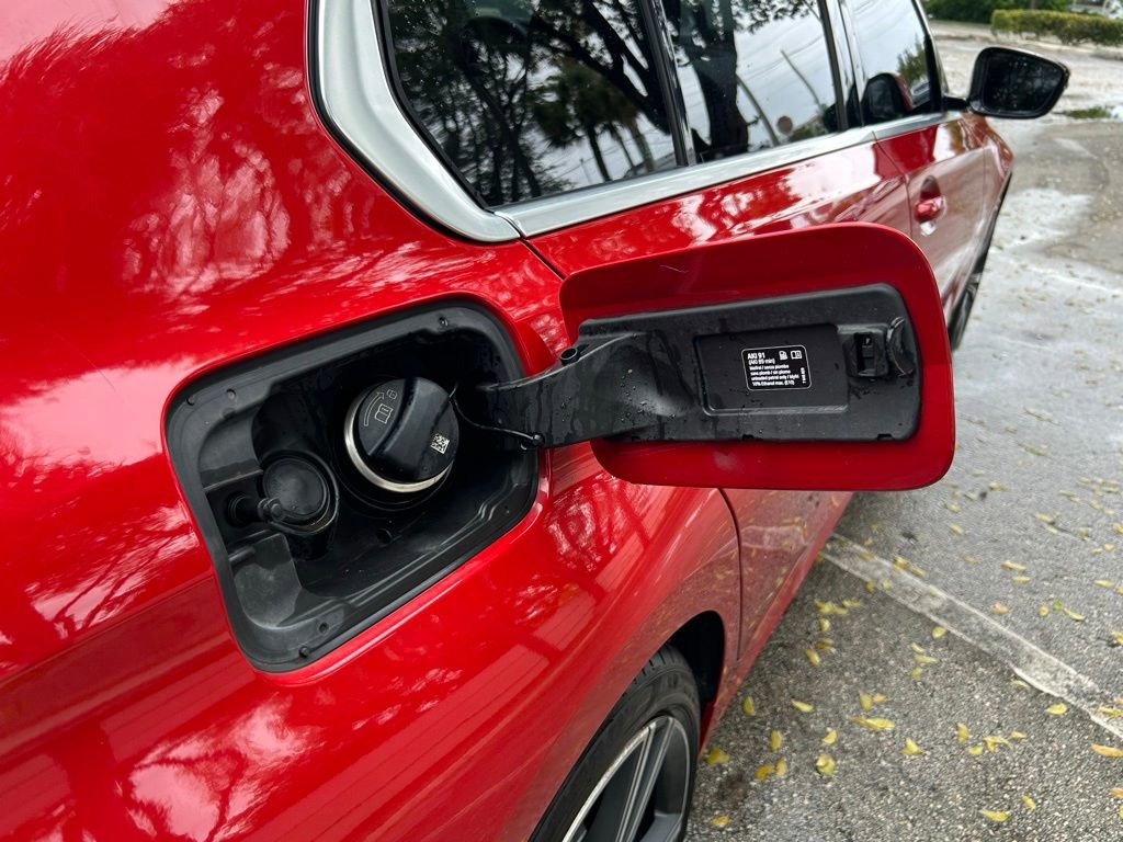 Used 2022 BMW 330i Sedan w/ Driving Assistance Package RWD image 37