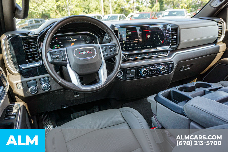 Used 2025 GMC Sierra 1500 SLT RWD image 26