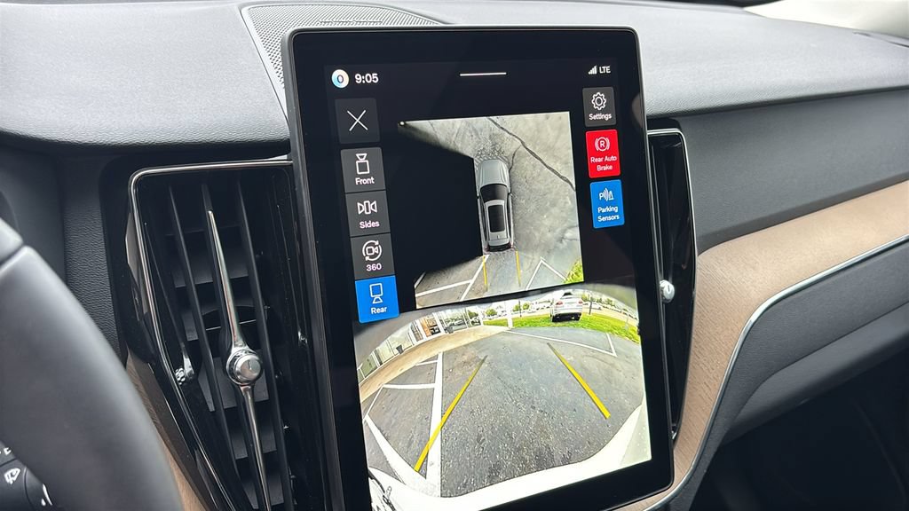 New 2026 Volvo XC60 B5 Plus AWD/4WD image 19
