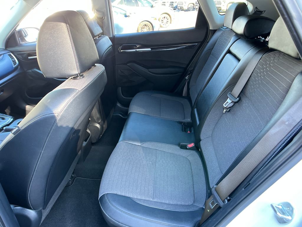 Used 2023 Kia Seltos S image 20