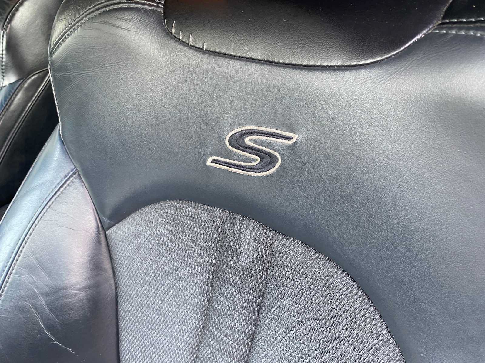 Used 2015 Chrysler 200 S FWD image 18
