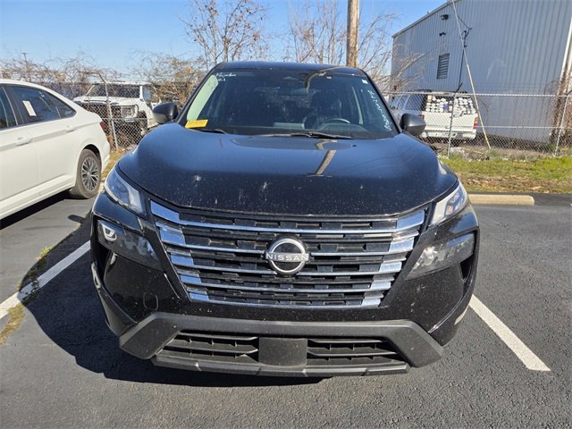 Used 2024 Nissan Rogue S image 7