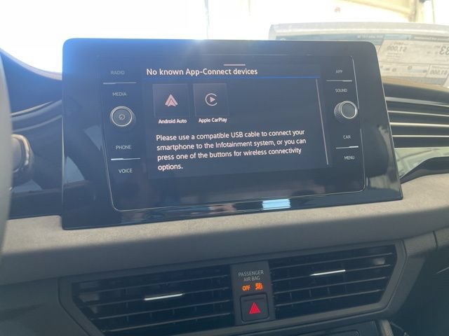 New 2026 Volkswagen Jetta SE FWD image 16