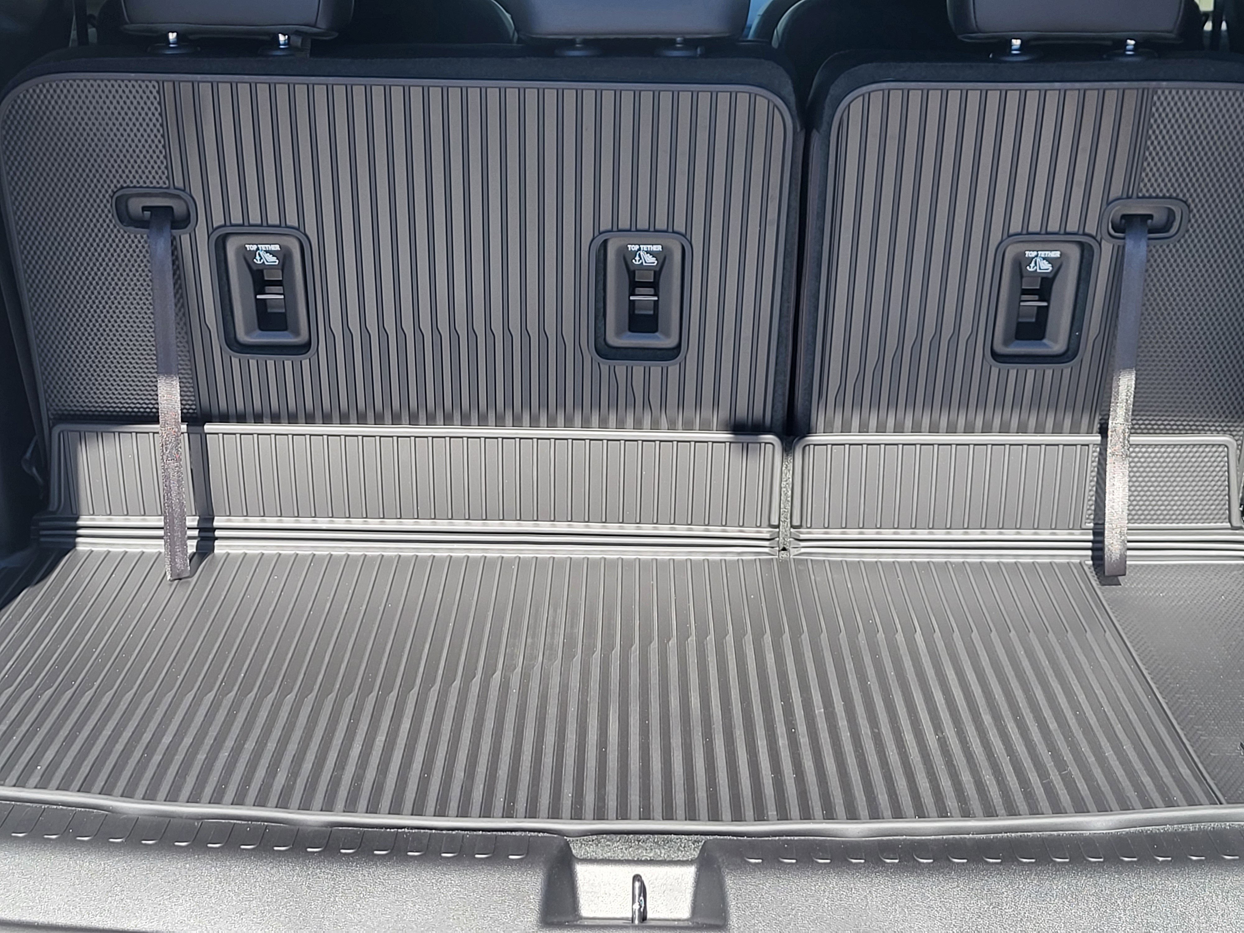 New 2026 GMC Acadia AT4 w/ Luxury Package image 27