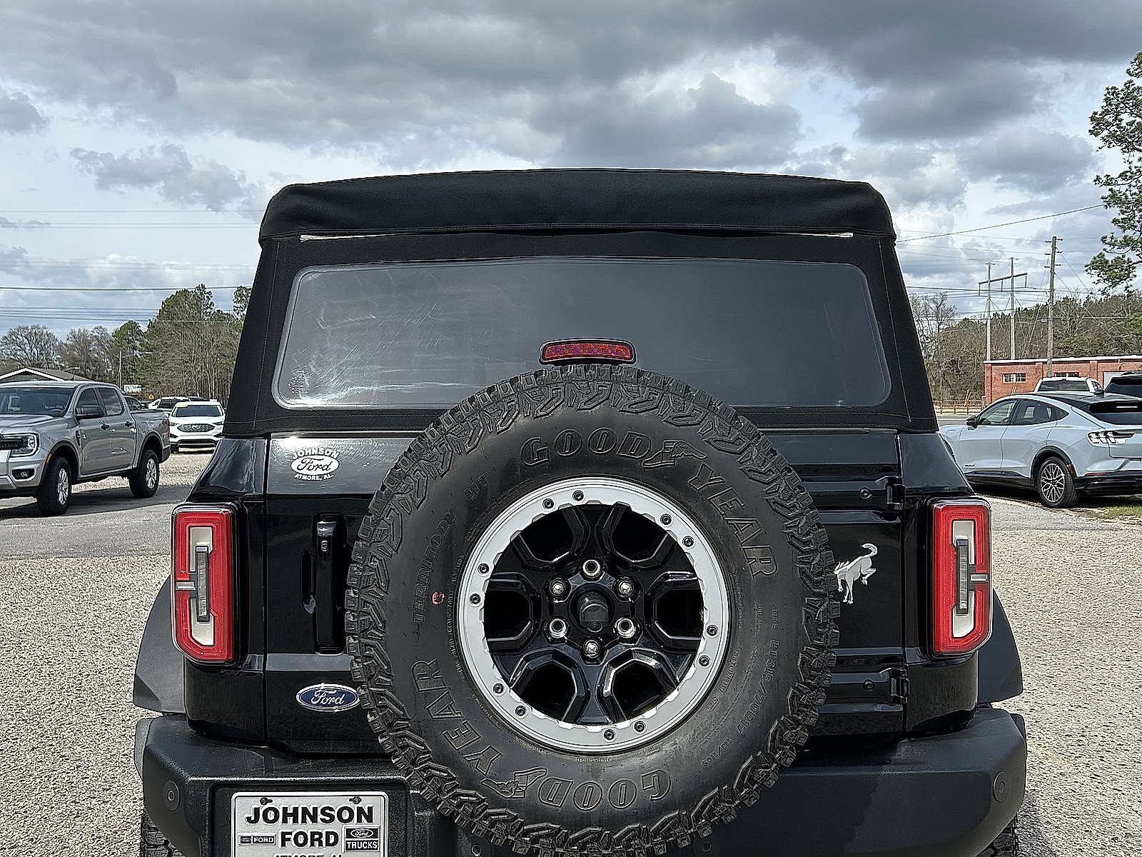 Used 2021 Ford Bronco Outer Banks w/ Sasquatch Package image 4