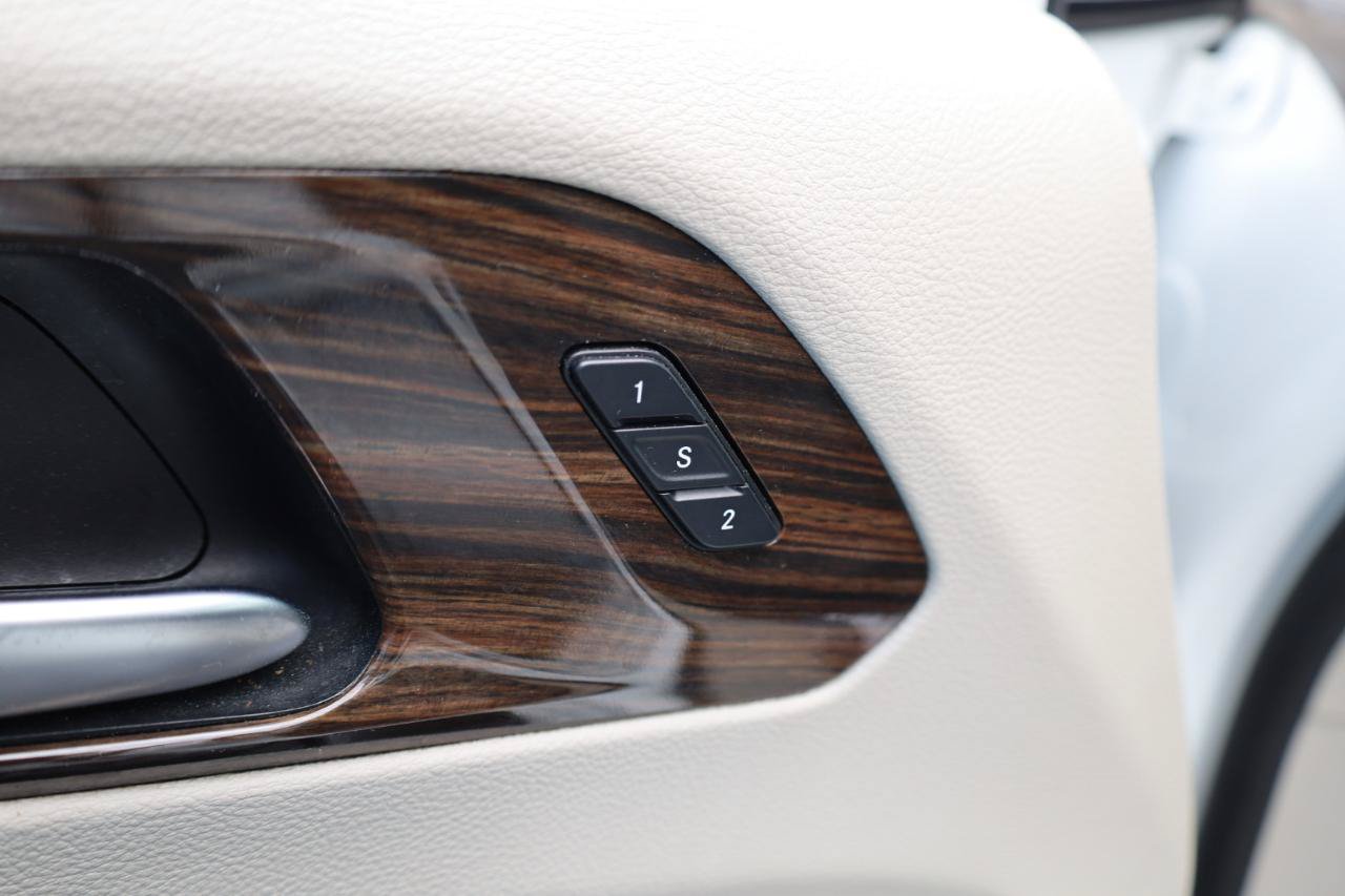 Used 2022 Chrysler Pacifica Limited FWD image 6