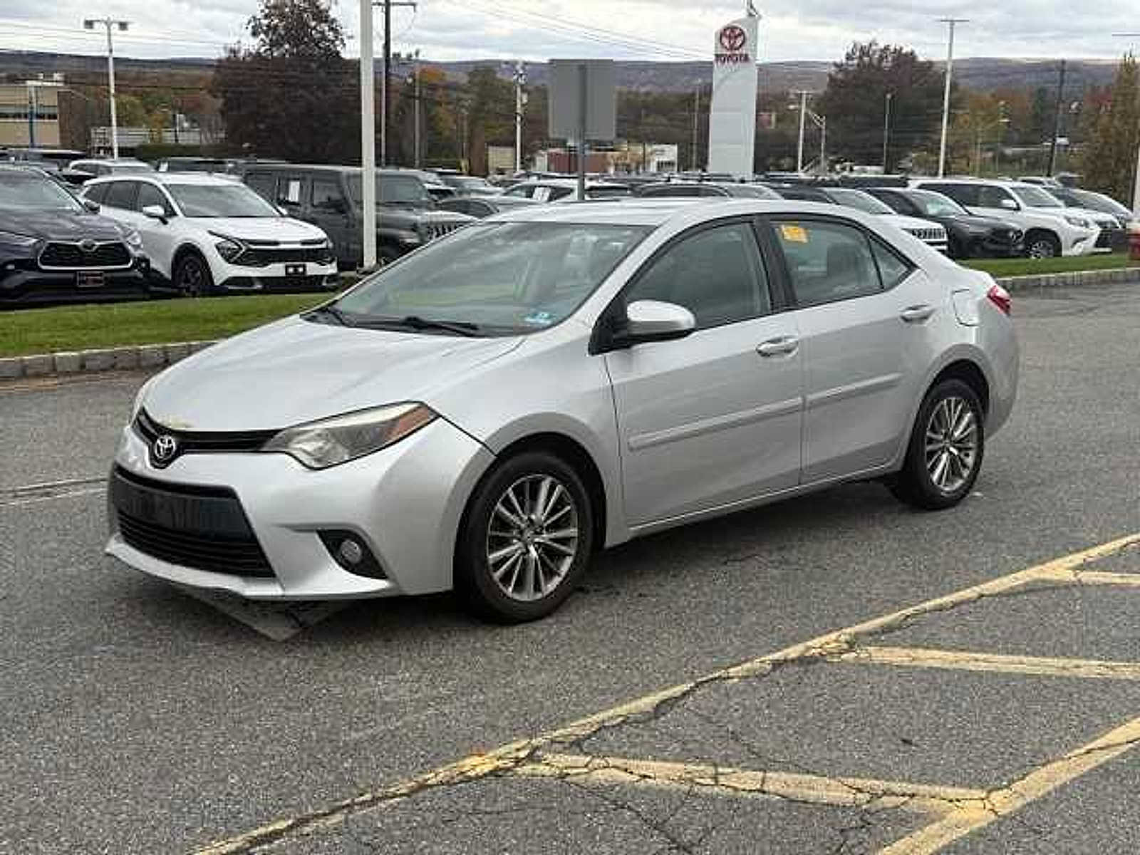 Used 2014 Toyota Corolla LE