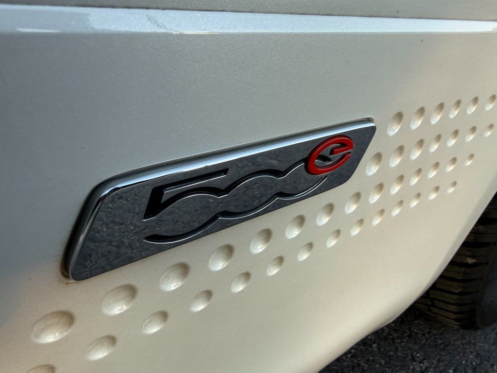 Used 2017 FIAT 500 e image 23