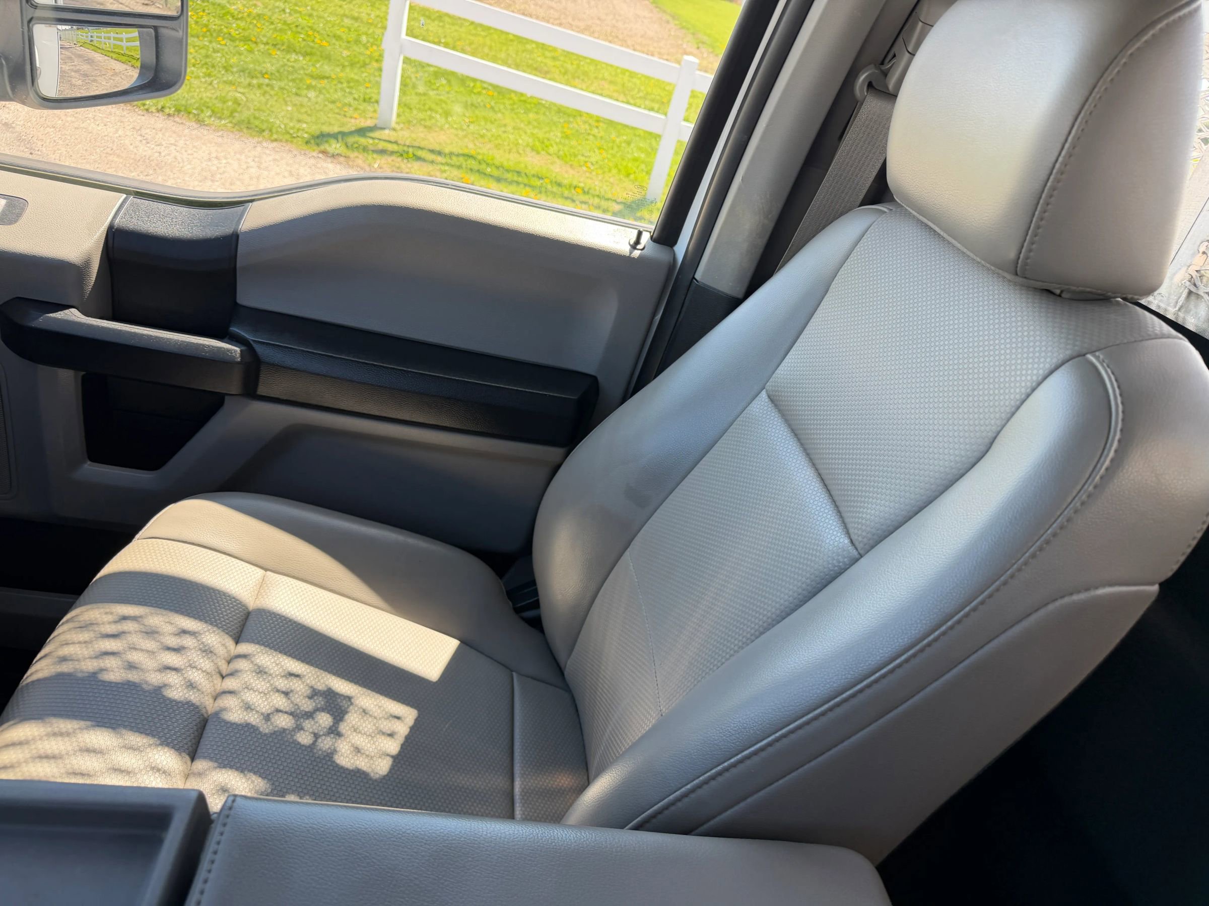 Used 2019 Ford F450 XL w/ XL Value Package image 24