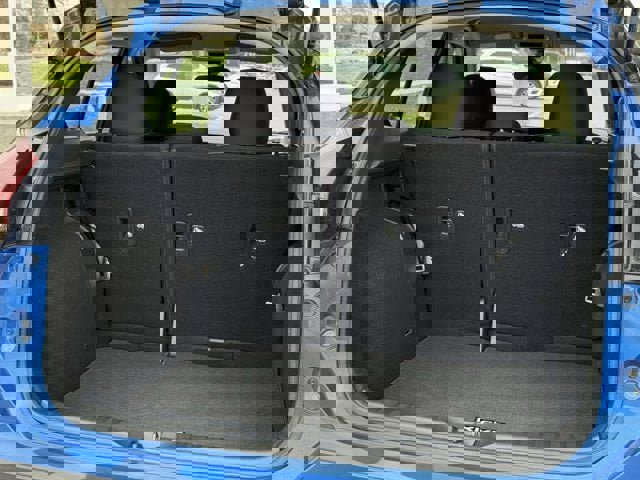 Used 2022 Nissan Kicks SV image 31