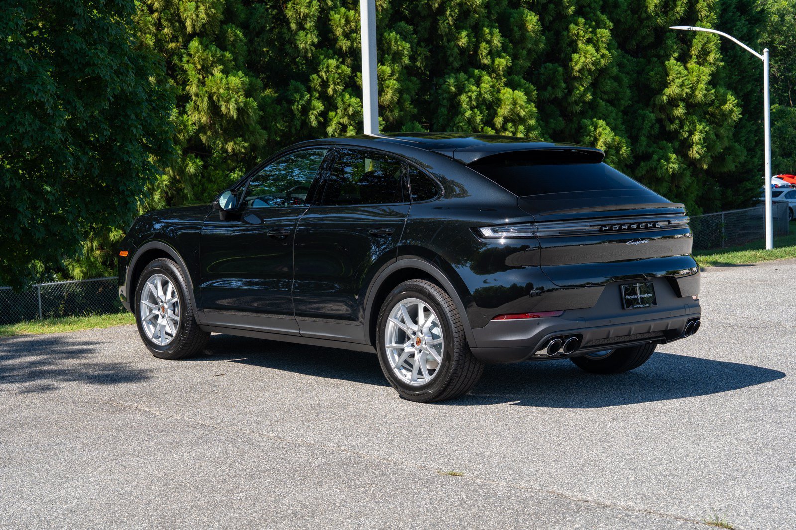 New 2026 Porsche Cayenne Coupe AWD/4WD image 3