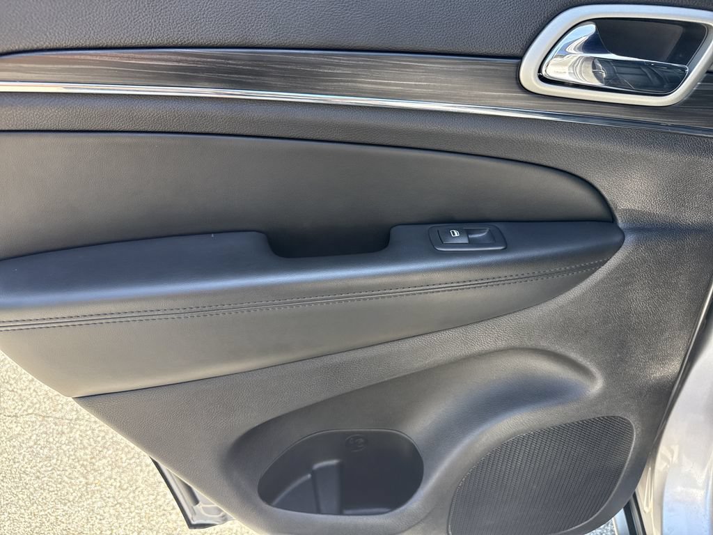 Used 2021 Jeep Grand Cherokee Limited RWD image 21