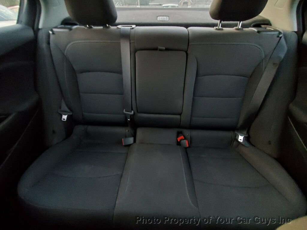 Used 2019 Chevrolet Cruze LT FWD image 29