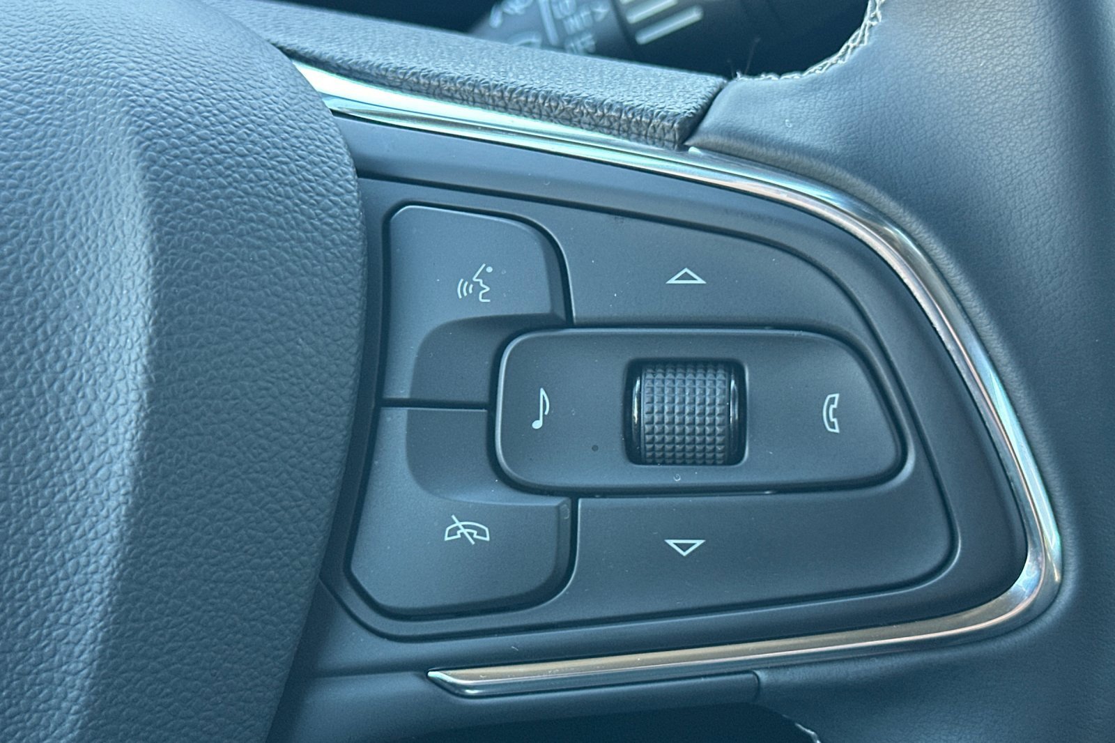 Used 2026 Buick Encore GX Preferred image 32