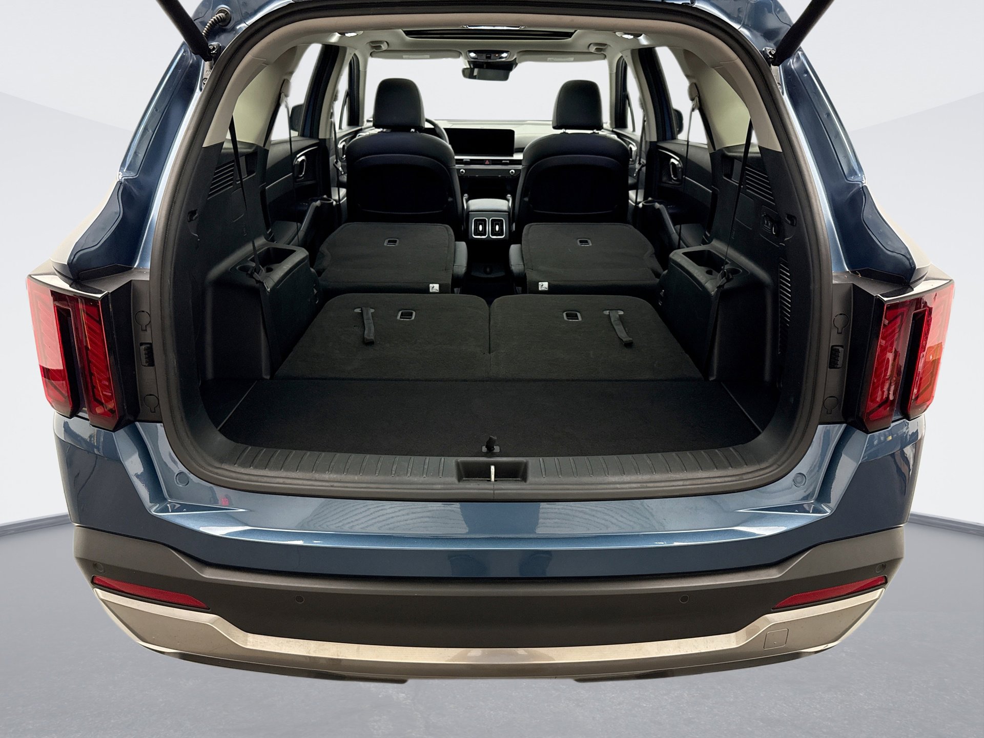 Used 2025 Kia Sorento EX image 25