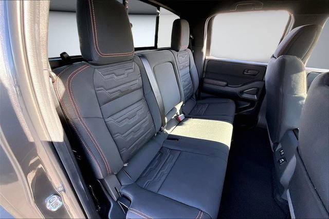 New 2026 Nissan Frontier PRO-4X w/ Pro-4x Convenience Package image 10