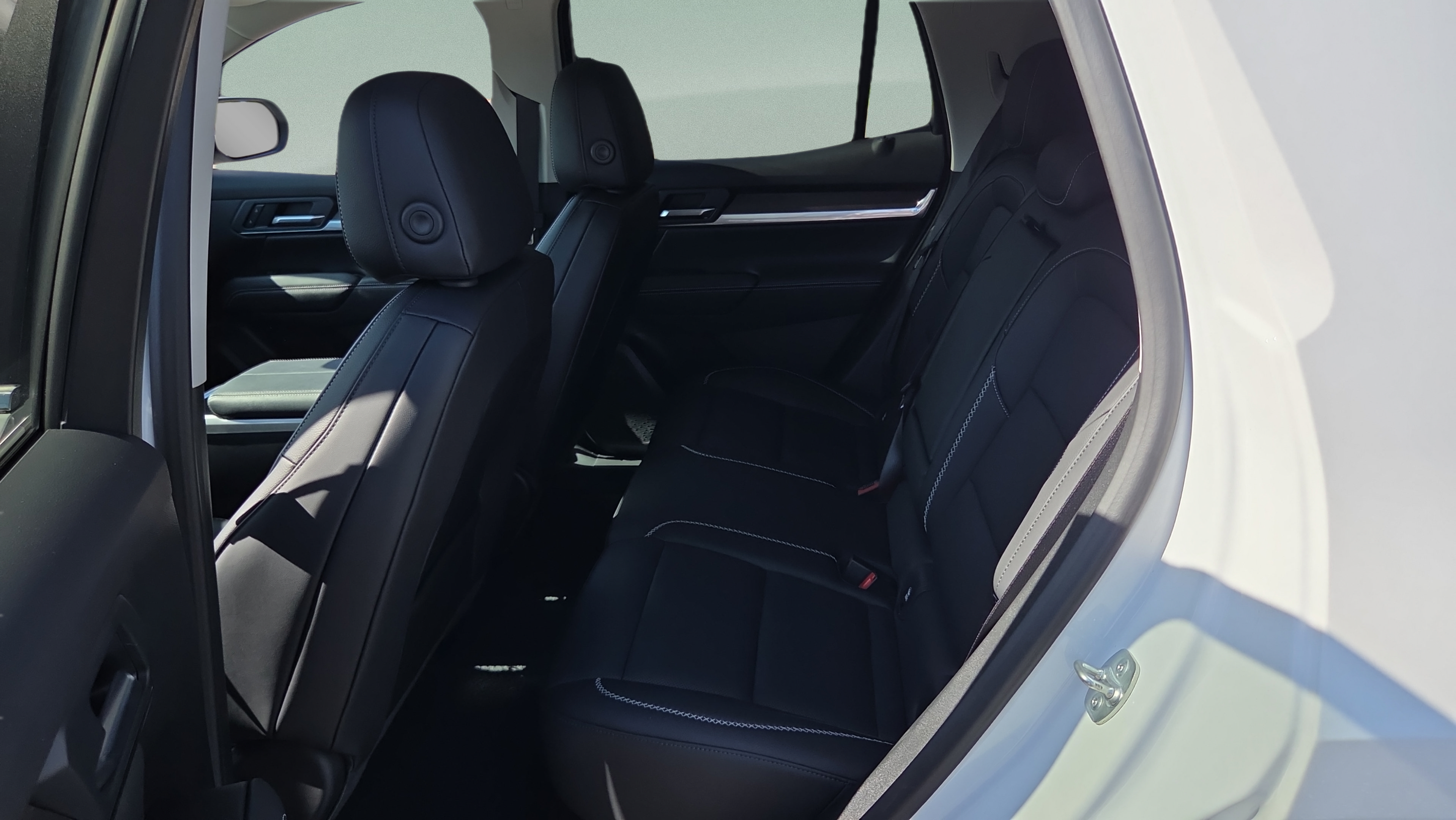 Certified 2026 GMC Terrain Denali AWD/4WD image 10