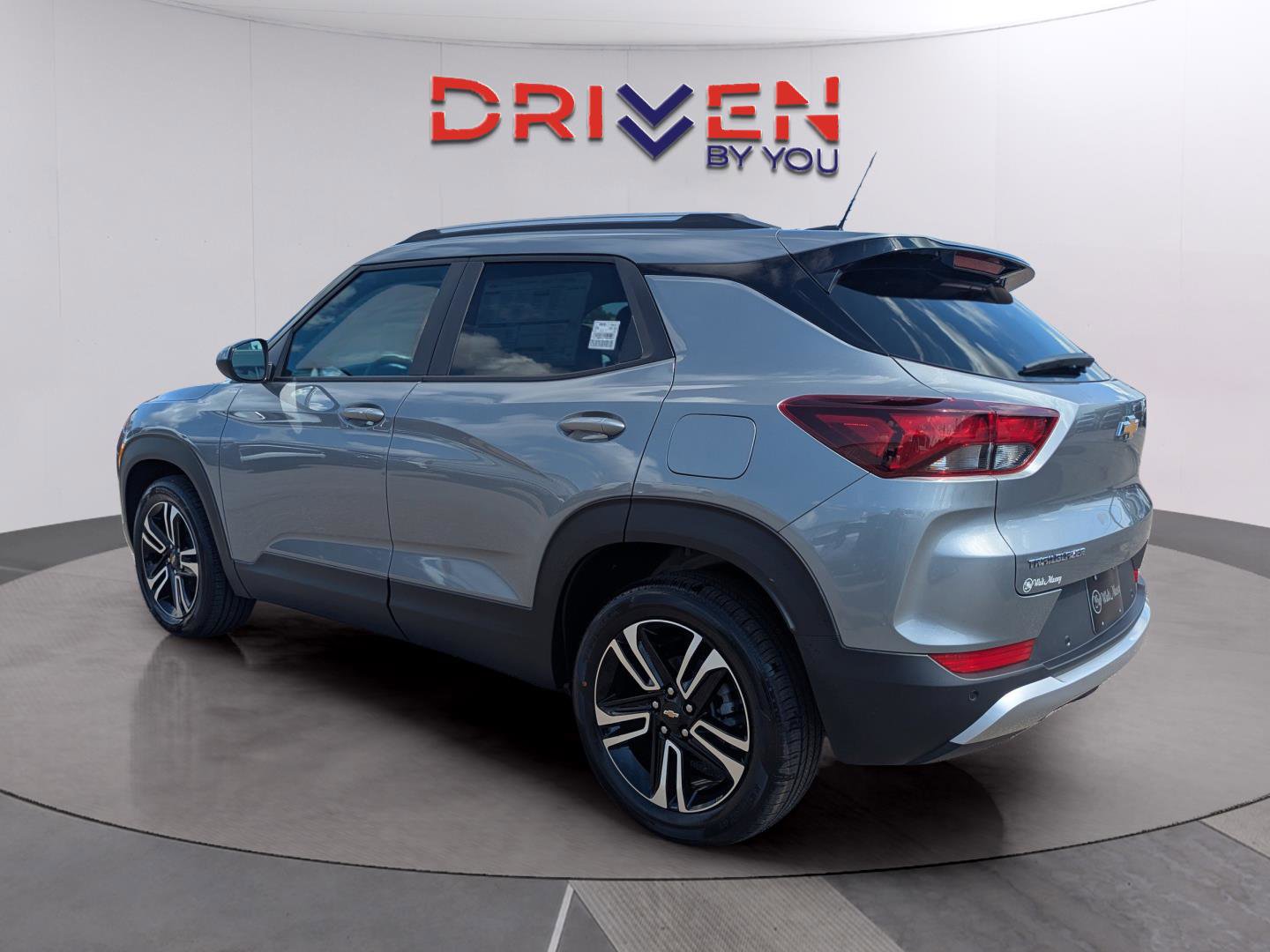 New 2026 Chevrolet TrailBlazer LT w/ Convenience Package image 3