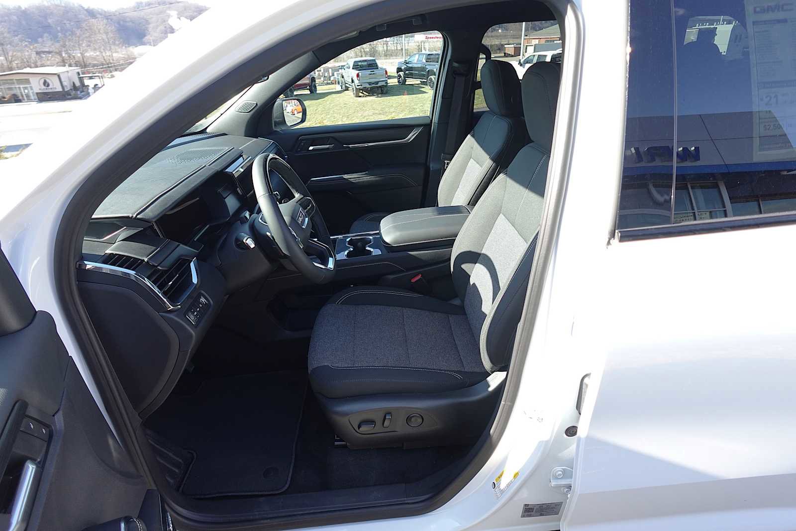 New 2025 GMC Acadia Elevation w/ Super Cruise Package image 15