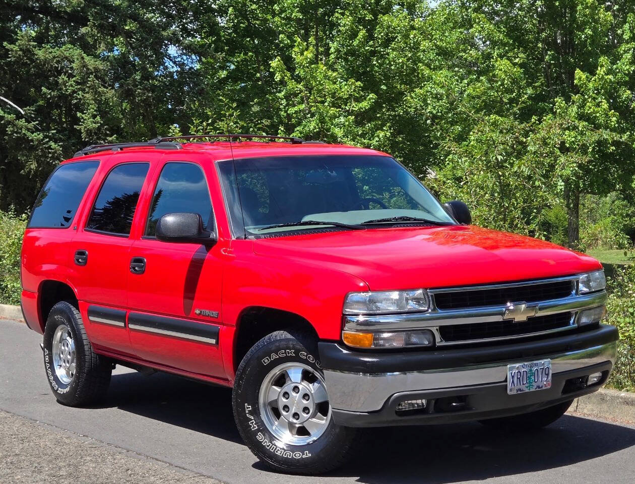 Used 2000 Chevrolet Tahoe LS w/ LS Preferred Equipment Group AWD/4WD image 6