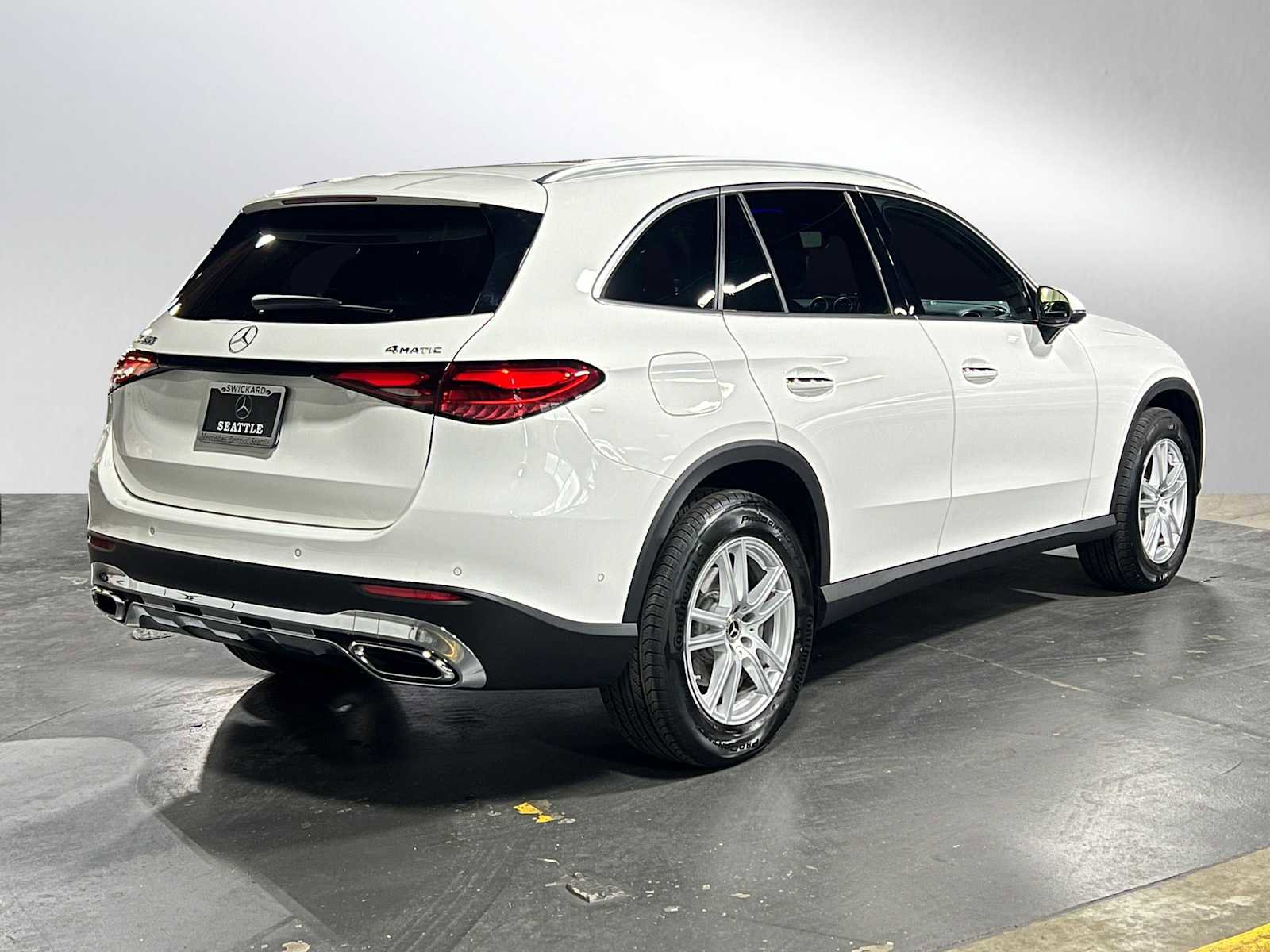Certified 2025 Mercedes-Benz GLC 300 4MATIC image 3