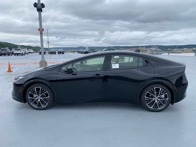 New 2026 Toyota Prius XLE FWD image 7