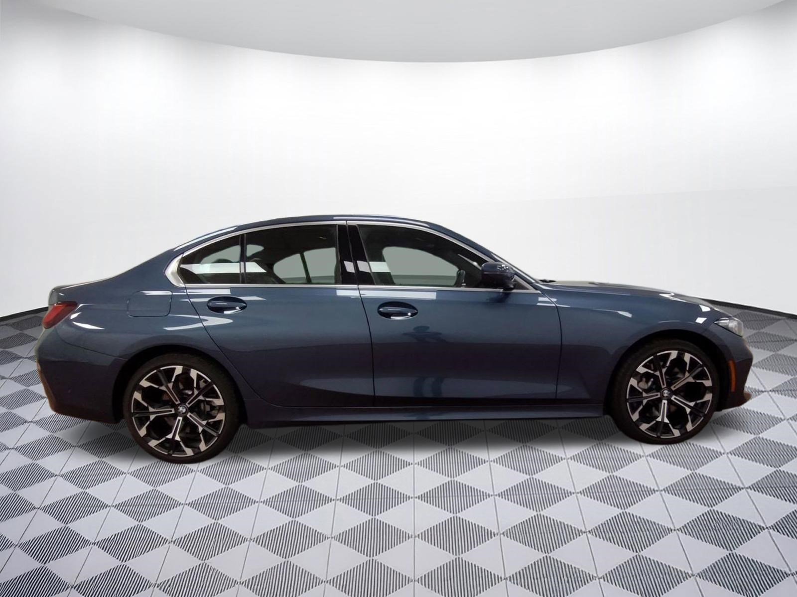 Used 2025 BMW 330i xDrive Sedan image 7